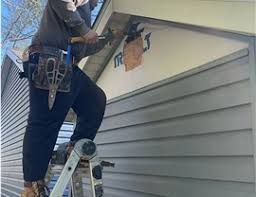 Best Siding Painting and Refinishing  in Brookfield Center, OH